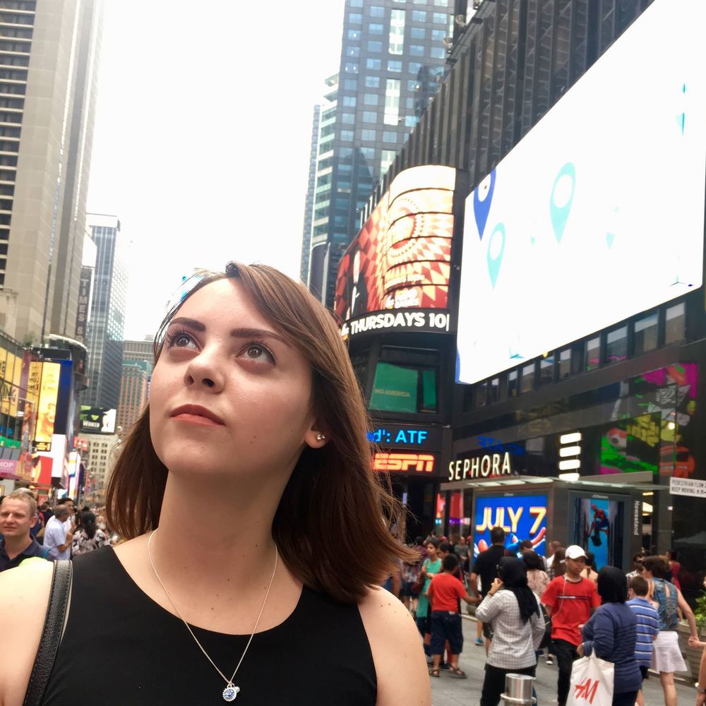 Meet your Posher, Emily